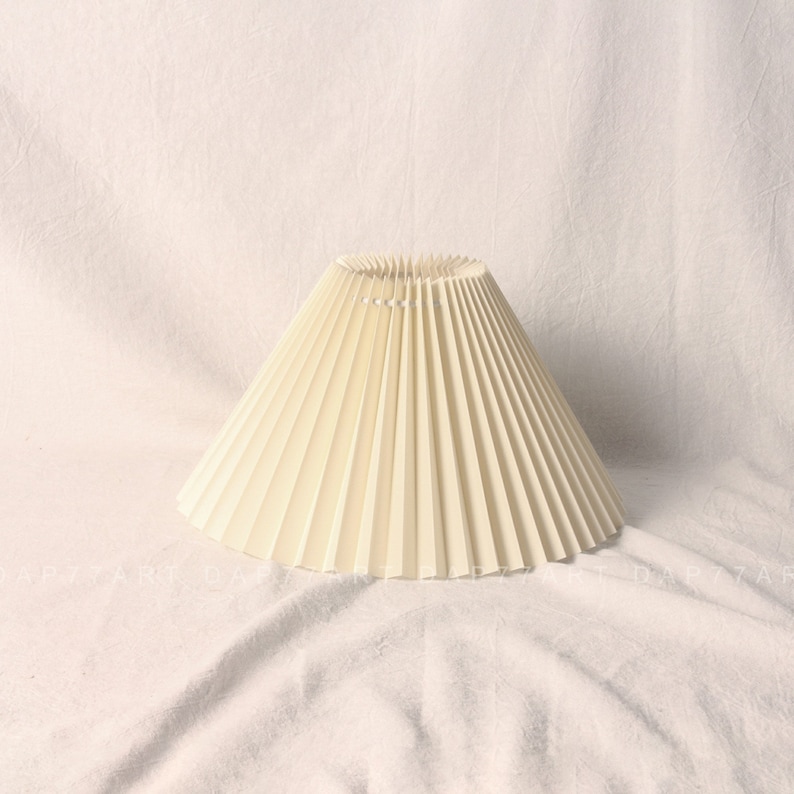 Pleated Lampshade Hypotenuse Length 18cm Cream