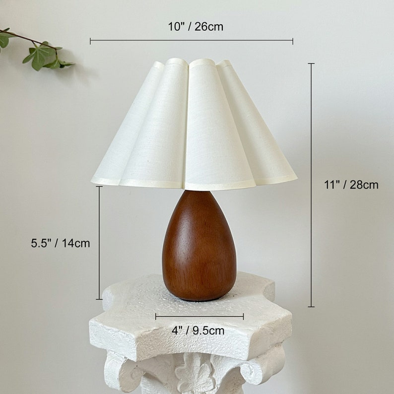 Walnut Color Paint Wood Table Lamp 110-240V Cream Fabric Pleated Petal Shade Bedroom Living Room Kitchen Rustic Deco Japandi Nightstand Lamp zdjęcie 2