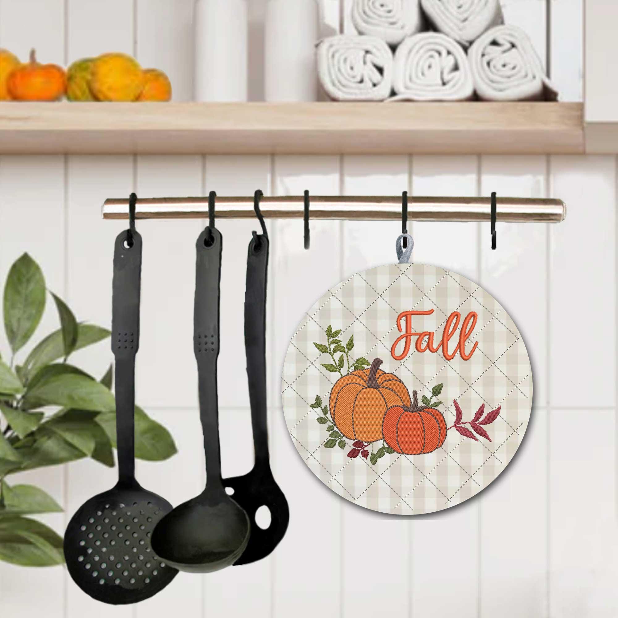 【ハンドメイド】 Fall Pumpkin-8x8 ITH Potholders | Machine Embroidery Design #1724