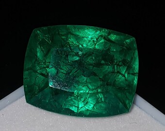 Loose Gemstone Certified Natural Emerald Huge Size 48.62 Ct Cushion Shape For Making Jewelry for Pendant and Ring Use AAA+ Quality Stone