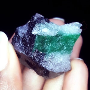 89.22 Ct Natural Green Emerald Uncut Rough Loose Gemstone Certified Untreated Unheated Translucent Colombian Emerald Rough For Making Gem