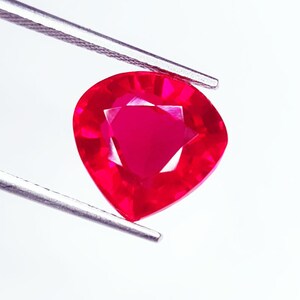 Pietra preziosa sfusa di rubino rosso naturale per anelli, taglia 6,52 ct, qualità AAA+, certificata, a forma di cuore, per la creazione di gioielli.