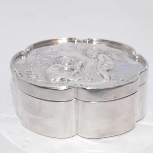 Antique Victorian 79g Sterling SOLID SILVER Box, Snuff Box, Trinket Box, Tobacco Box, Deakin & Francis Birmingham 1898