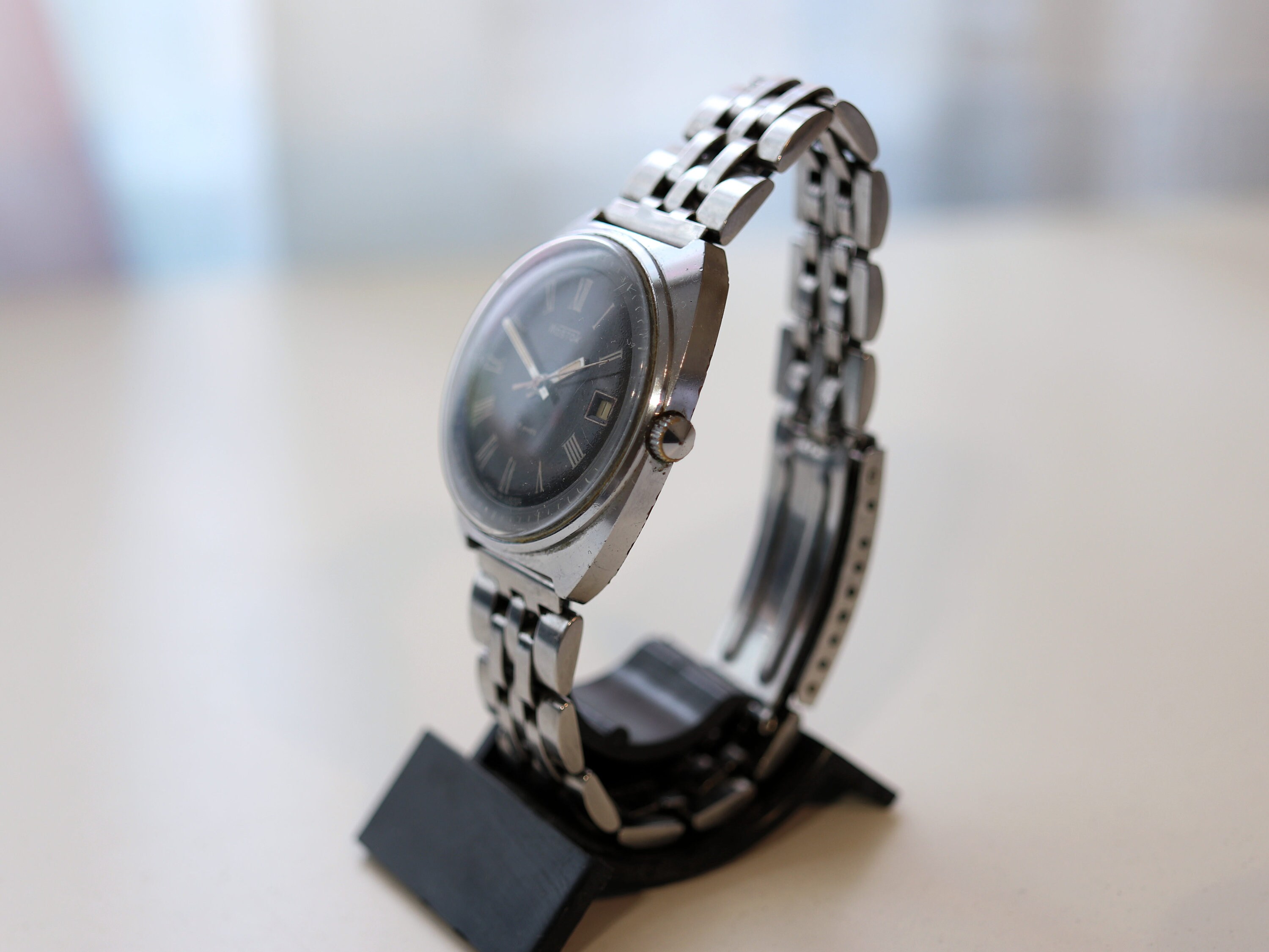 Montre Vostok 2214 URSS Vintage Années 80 - Mécanique Manuelle, Boîtier Acier, Bracelet Cuir Noir