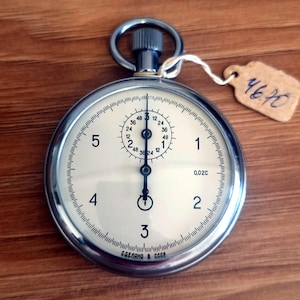 Rare mechanical stopwatch Agat 6 Seconds for underwater torpeding. Analog chronometer one button Made in USSR