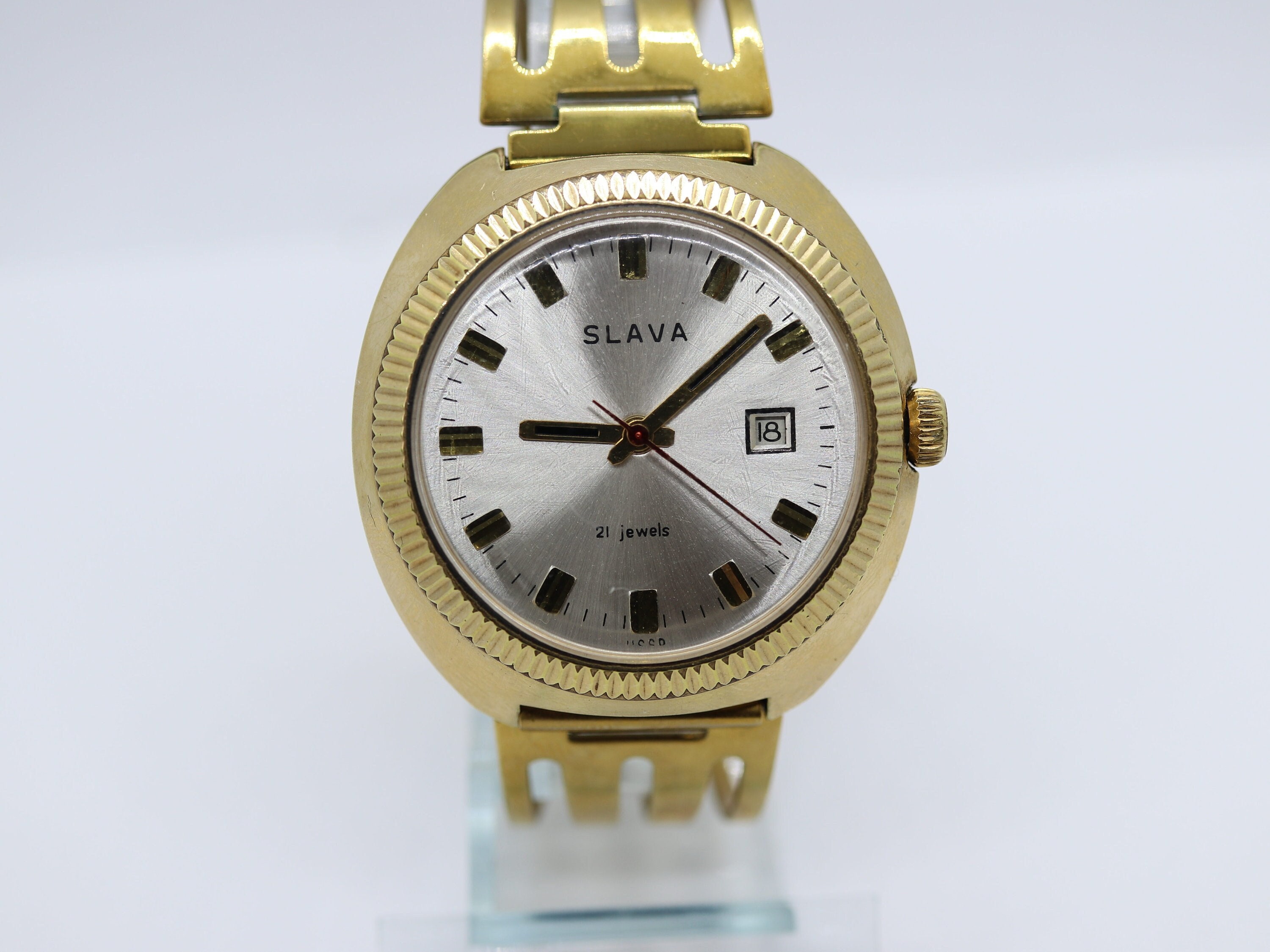 Montre Mécanique SLAVA 21 Rubis – Vintage USSR Années 80 – Fonctionnelle – État Neuf Avec Traces