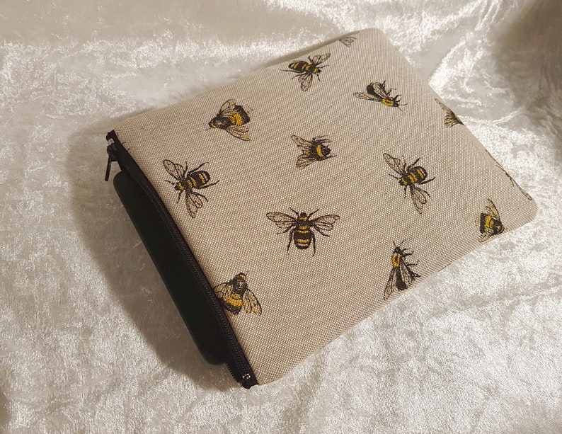 E-Book-Reader Tasche mit Reißverschluss Bienen Bild 6