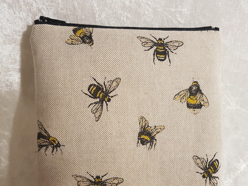 E-Book-Reader Tasche mit Reißverschluss Bienen Bild 4