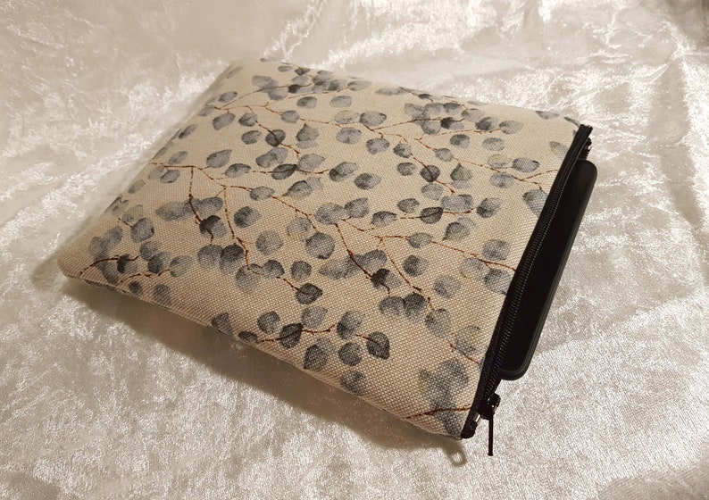 E-Book-Reader Tasche mit Reißverschluss Eukalyptus Blätter Bild 5