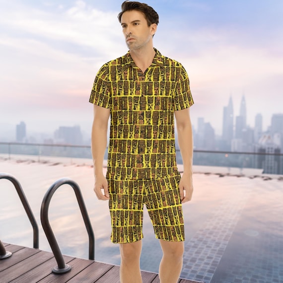 Hawaiian Retro Tiki Heads 2 Piece Short Set Men Tropical Cruise Set  Matching Button Down Shirt and Shorts Beach Resort Wear