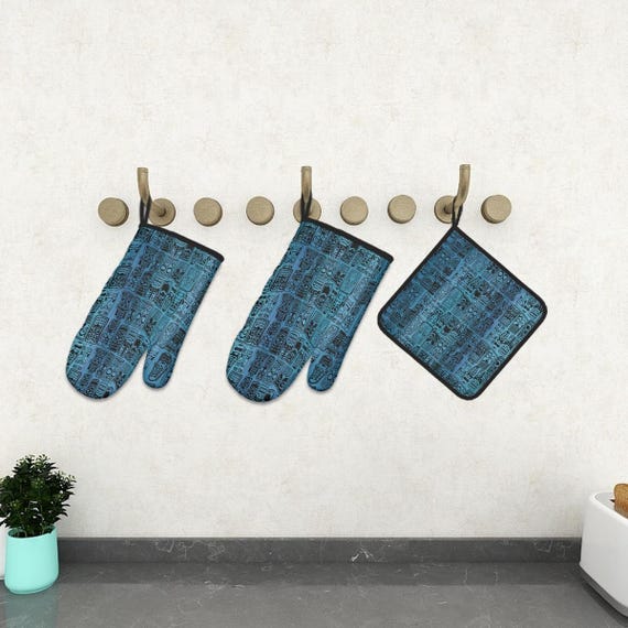 Retro Blue Tiki Oven Mitts & Pot Holder Set – 3pc Mid Century Modern Tropical Kitchen DecorSets