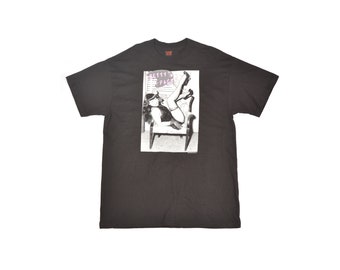 Vintage 90s Fashion Victim Skull and Crossbones Long Sleeve Tshirt