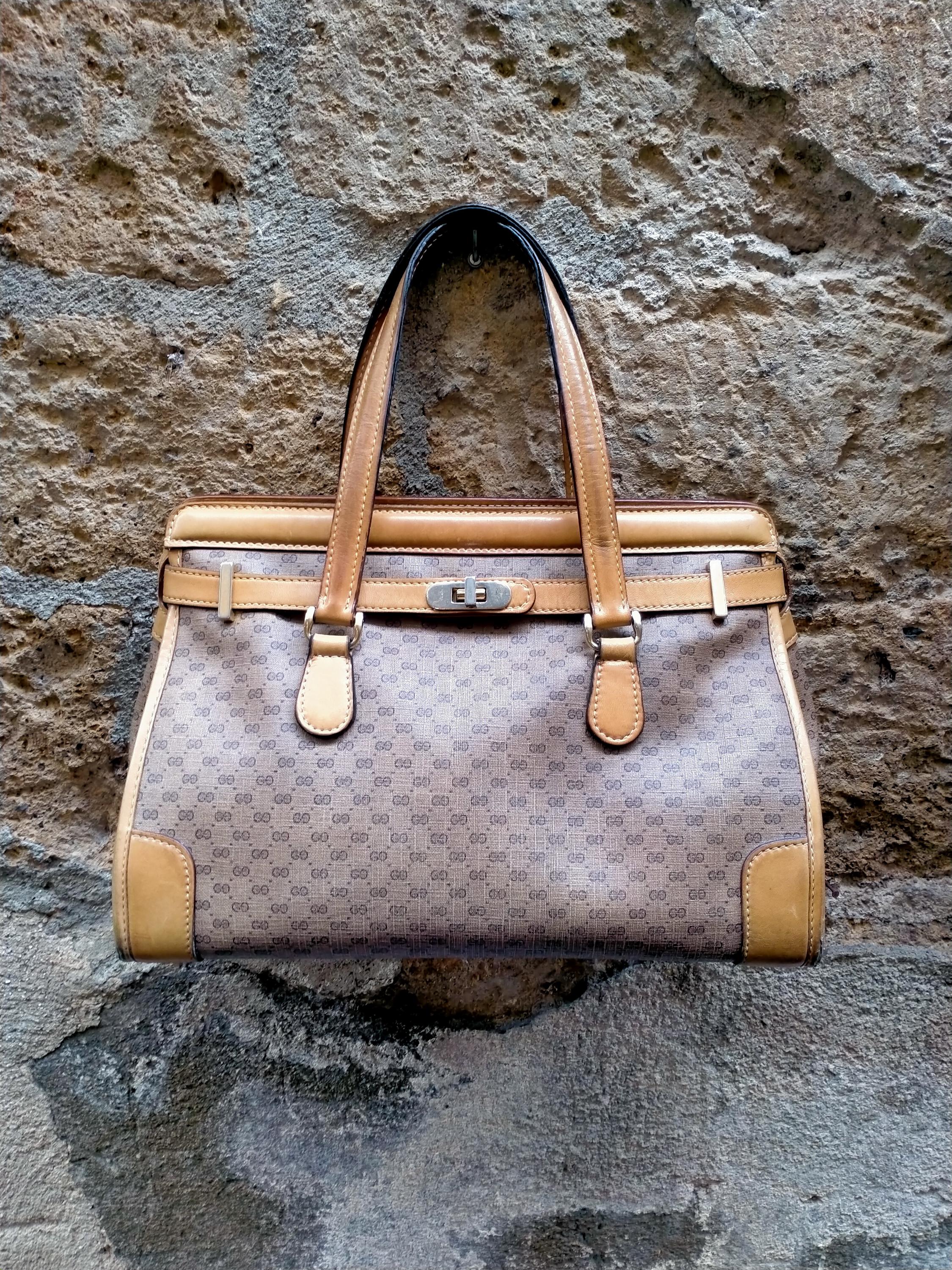 Gucci vintage kelly bag hotsell