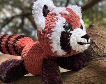 Rupert the Red Panda: Splooting Amigurumi