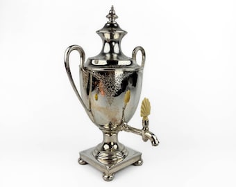 Samovar antiguo de plata chapada / Dispensador de té de agua caliente ornamentado, decoración tradicional inglesa.