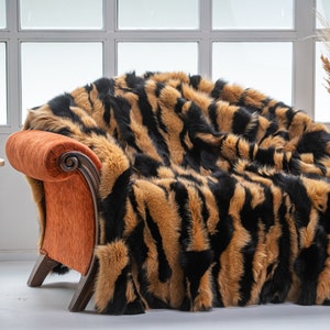Fox Fur Throw Blanket/in Black Beige/Queen Size/Fur Blanket/Brand New/Fur Throw/Gift For Mom/by Askio Fashion Furs