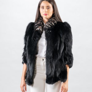 Schwarze Fuchs Pelzjacke mit Silberfuchs Kragen