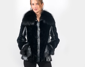 Svart sammetsminkpälsjacka: Rävpälskrage, handgjord lyx