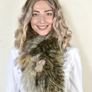 Finn Raccoon Fur Scarf/Brand New/Luxury Scarf/Really Warm/Hand Knit/Winter Autumn/Fur Shawl/Personalized Gift/by Askio Fashion furs