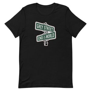 Graue Straße Unisex T-Shirt