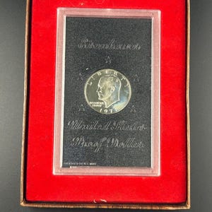 Beautiful 1971 S Uncirculated Eisenhower Proof Silver Dollar 40% Silver in Case