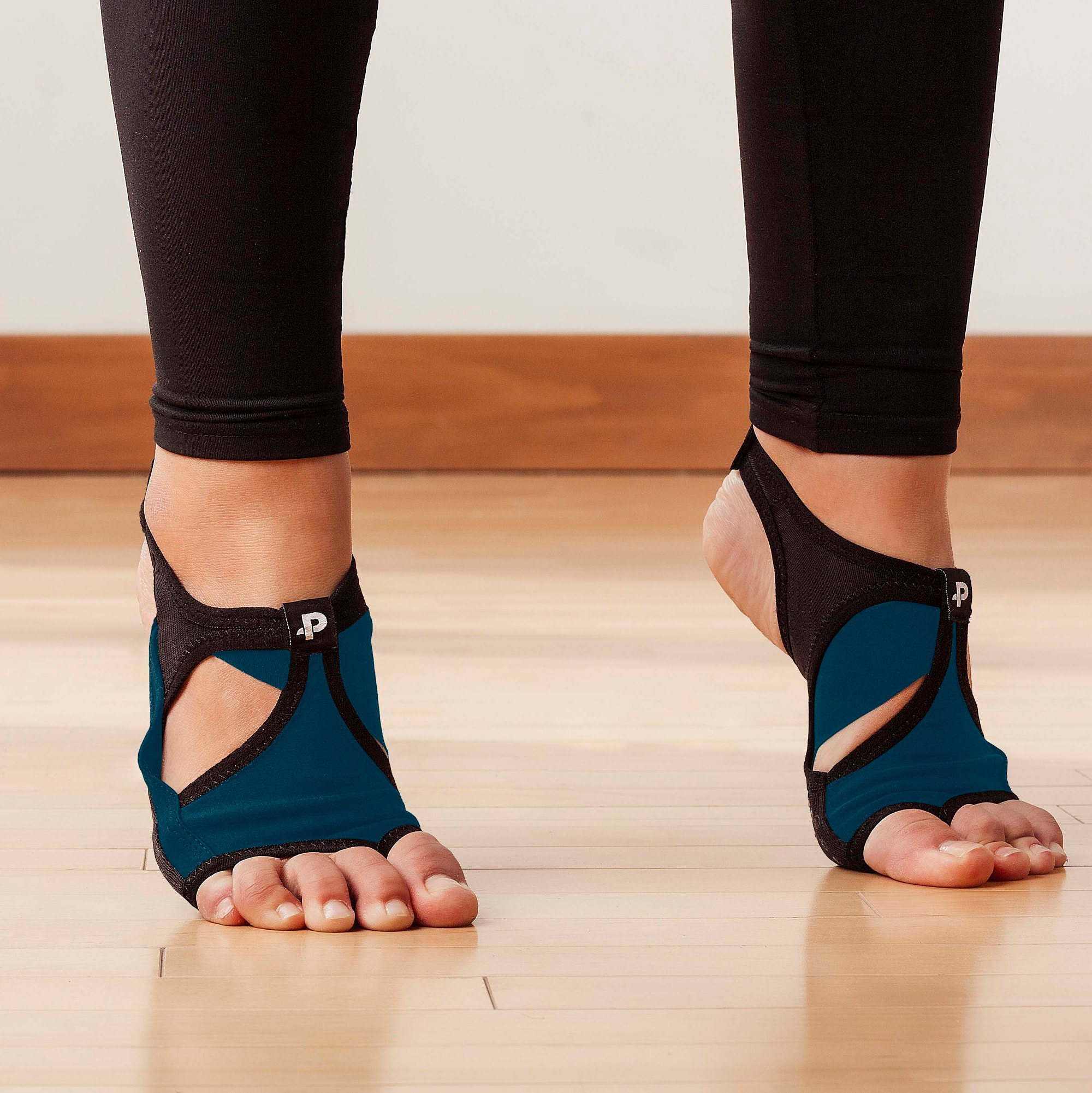 4 Paia Calzini Antiscivolo Yoga Donna - Con Grips In Silicone, Per Pilates, Fitness E Danza