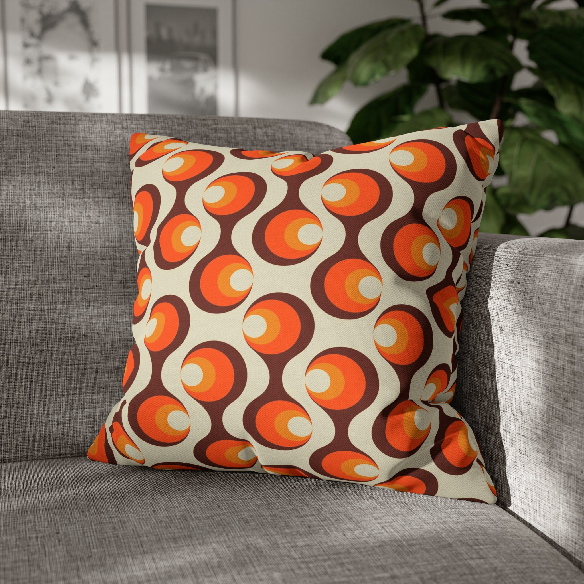 Retro 70s Eyeball Pillow Cover: Boho Funky Decor - Etsy