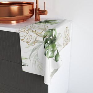 Serviette, Feuilles de monstera, Jungle exotique, Botanique tropicale, Blanc beige vert, Fantaisie élégante, Cuisine salle de bain, Spa, Serviette de sport image 5