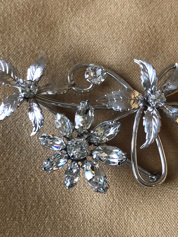 Vintage Krementz flower pin/ brooch With crystal … - image 8