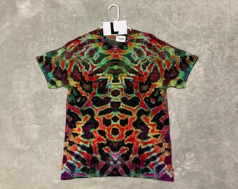 Large Reverse Ice Dye/Tie Dye shirt Gildan 100% cotton - from Toasted Goat Treasures