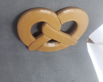 3D printed baby rattle pretzel