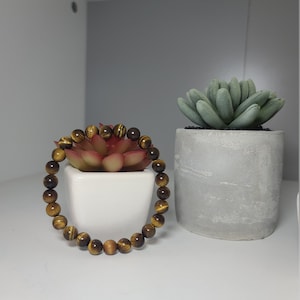 Tiger&#39;s Eye Beaded Bracelet