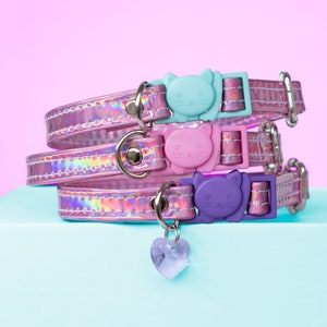 Holographic cat collar 2025