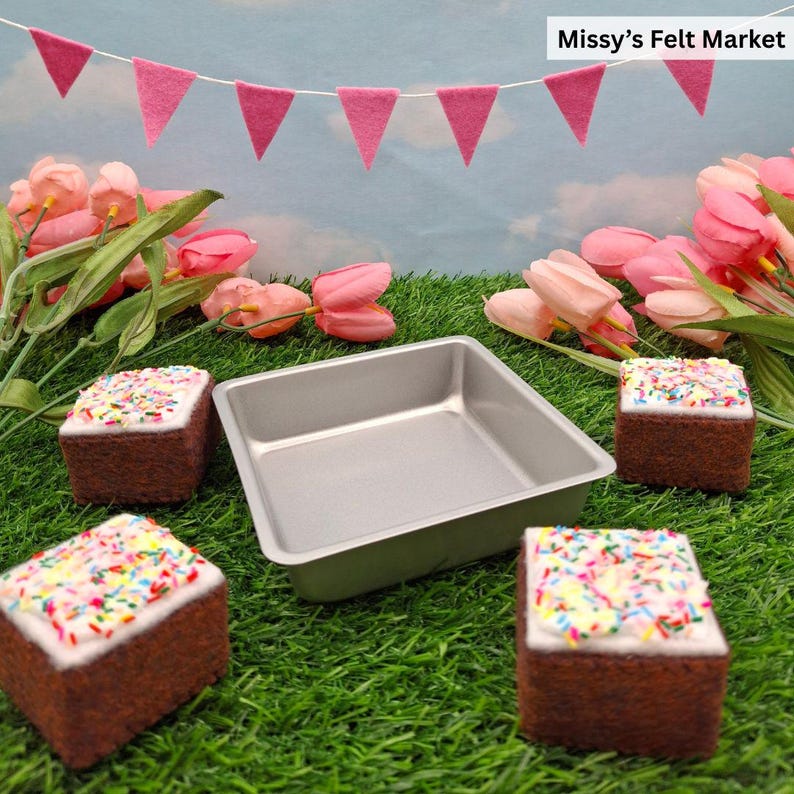 Mini CHOCOLATE CAKE Felt Play Food in a 4 Inch Metal Pan - Etsy
