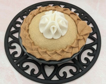 5 inch Felt Mini PEANUT BUTTER PIE with pie Pan for Pretend Play, Felt Food Dessert, Felt Food for Kids, Play Food for Kids