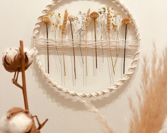 Makramékrans med torkade blommor | Makraméfönsterdekoration | Dekorativ krans | Makraméfönsterdekoration / Fönsterkrans / Dörrkrans