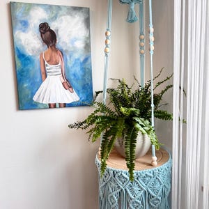 Macrame hanging shelf / hanging basket / hanger for plants