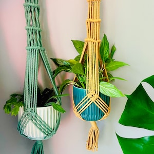 Macramé hangmand | Macramé hangmand | plantenhanger | macramé plantenhanger | bloemenmand | hangmand macramé hangplanten