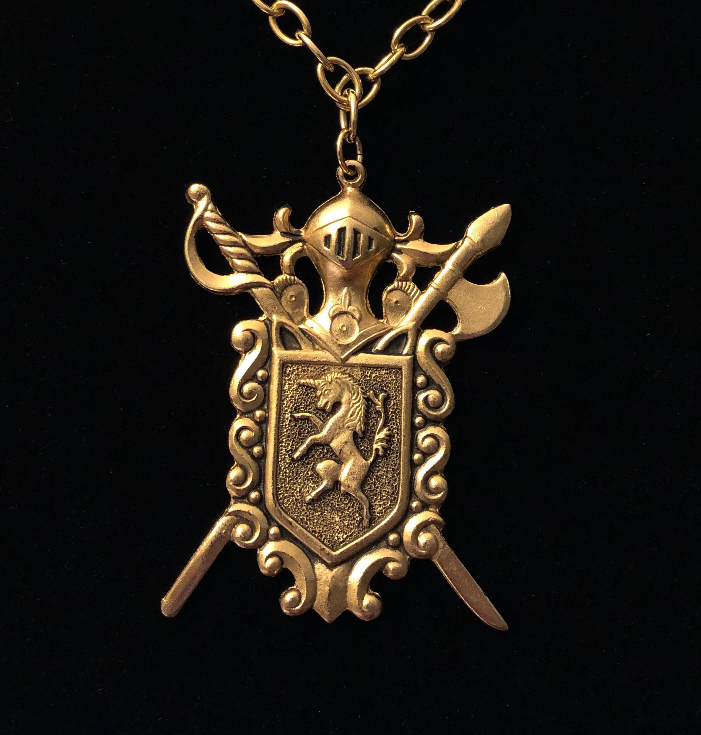 【即出荷】 Medallion SWANK Signed Necklace 1960s Vintage Coat Arms of アクセサリー