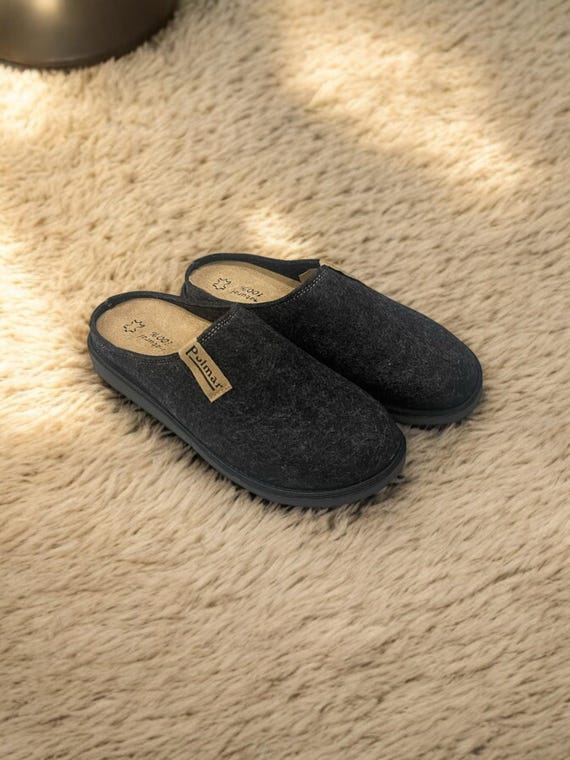 Men's Alpaca Wool Clogs – Handmade Felt Comfort Slippers