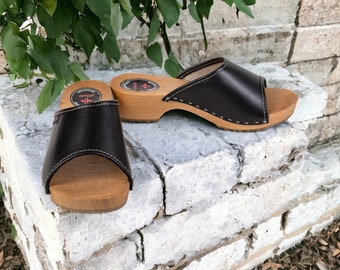 Beautiful, Fashionable, and Stylish Handmade Women&#39;s Clogs - Perfect for Any Occasion Open Women&#39;s Wooden Shoes Clogs