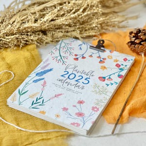 Calendario di 12 mesi piantabile in carta di semi di lusso eco-compatibile - Planner annuale sostenibile - Flower Trails