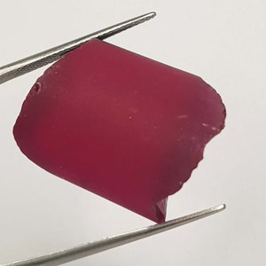 Natural Red Ruby Rough Gemstone: African Raw Crystal, 45.55 ct
