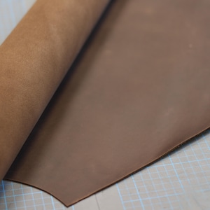 Leather piece cowhide / craft leather / smooth brown &quot;Crazy Horse&quot; approx. 1.6 mm leather plate pull-up