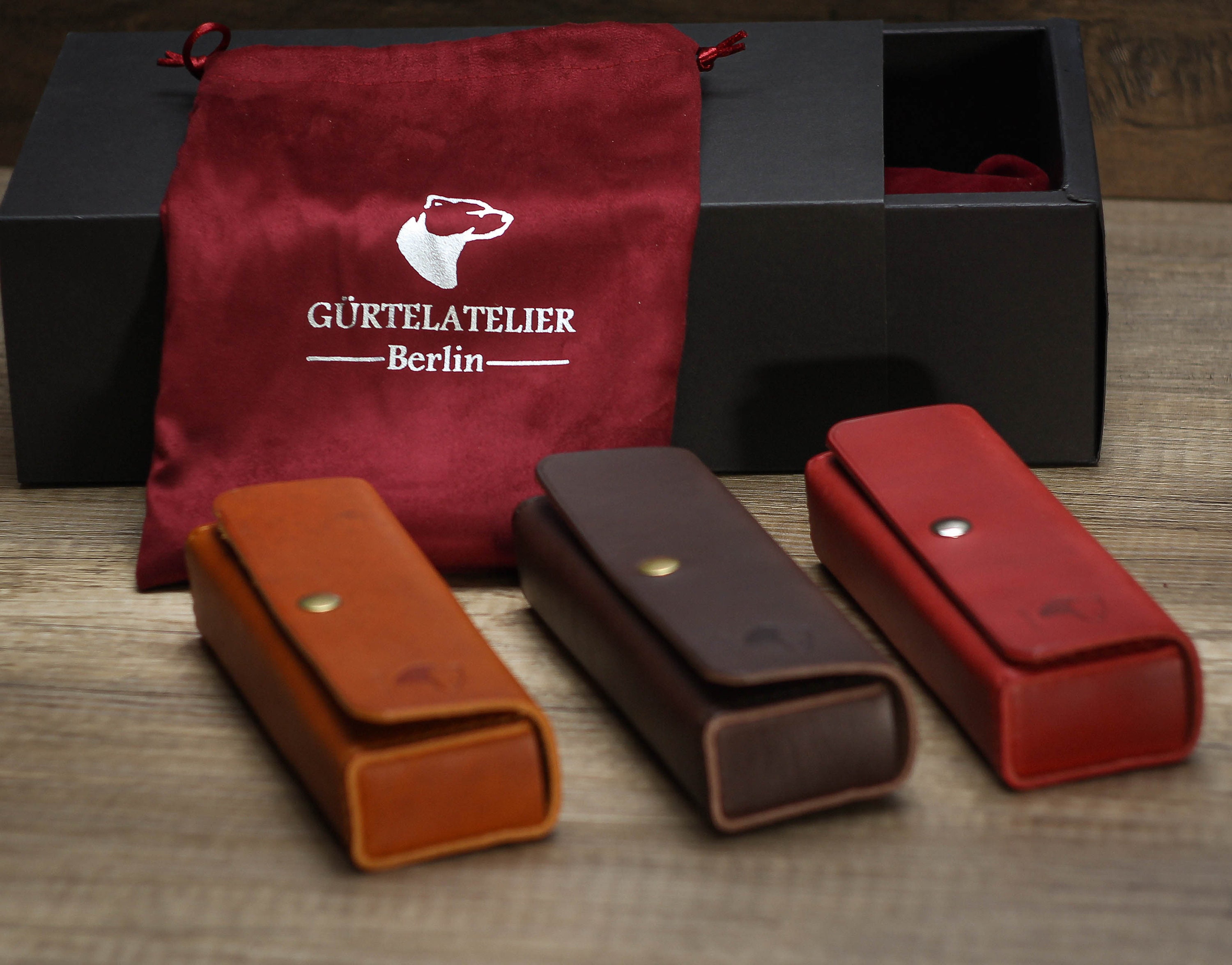 Personalized glasses box, handmade unique gift, handmade glasses case made of full-grain leather including gift box