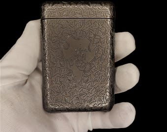 cigarette case and lighter set Amazon.com: Cigarette Case with Lighter 100's King Size 20pcs Cigarettes 2  Pack Rechargeable Flameless Windproof Electric Lighter Makeup Mirror :  Health & Household