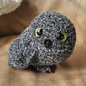 Búho de peluche a crochet