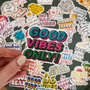 Lot de 50 Stickers autocollants thème citations, quotes, good vibes, bullet journal inspirational and positive quotes imagem 5