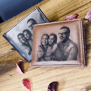 Cartera de cuero vegano PERSONALIZADA - Cartera para hombre grabada - Cartera personalizada para hombre - Regalo para novio - Regalo de cumpleaños para padre