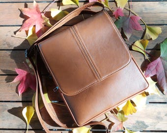 Personalized Genuine Leather Crossbody Bag - Adjustable Gusseted Women's Purse